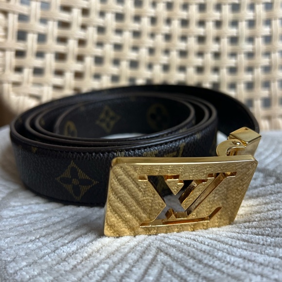 Louis Vuitton Monogram LV Belt - 48” Long (Size 120, M/L) - Gold Logo Buckle - Picture 7 of 10